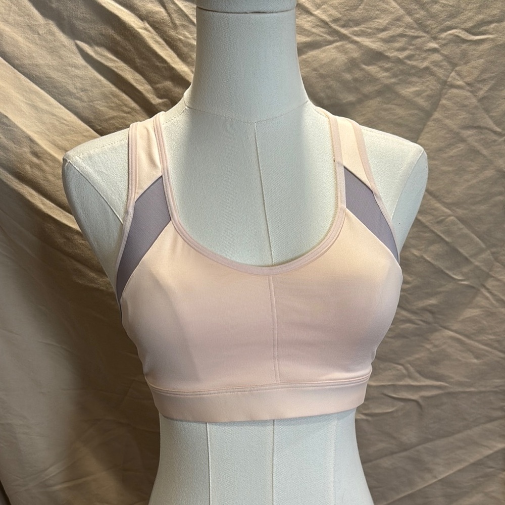 Champion Cream and Gray Seamless Sports Bra